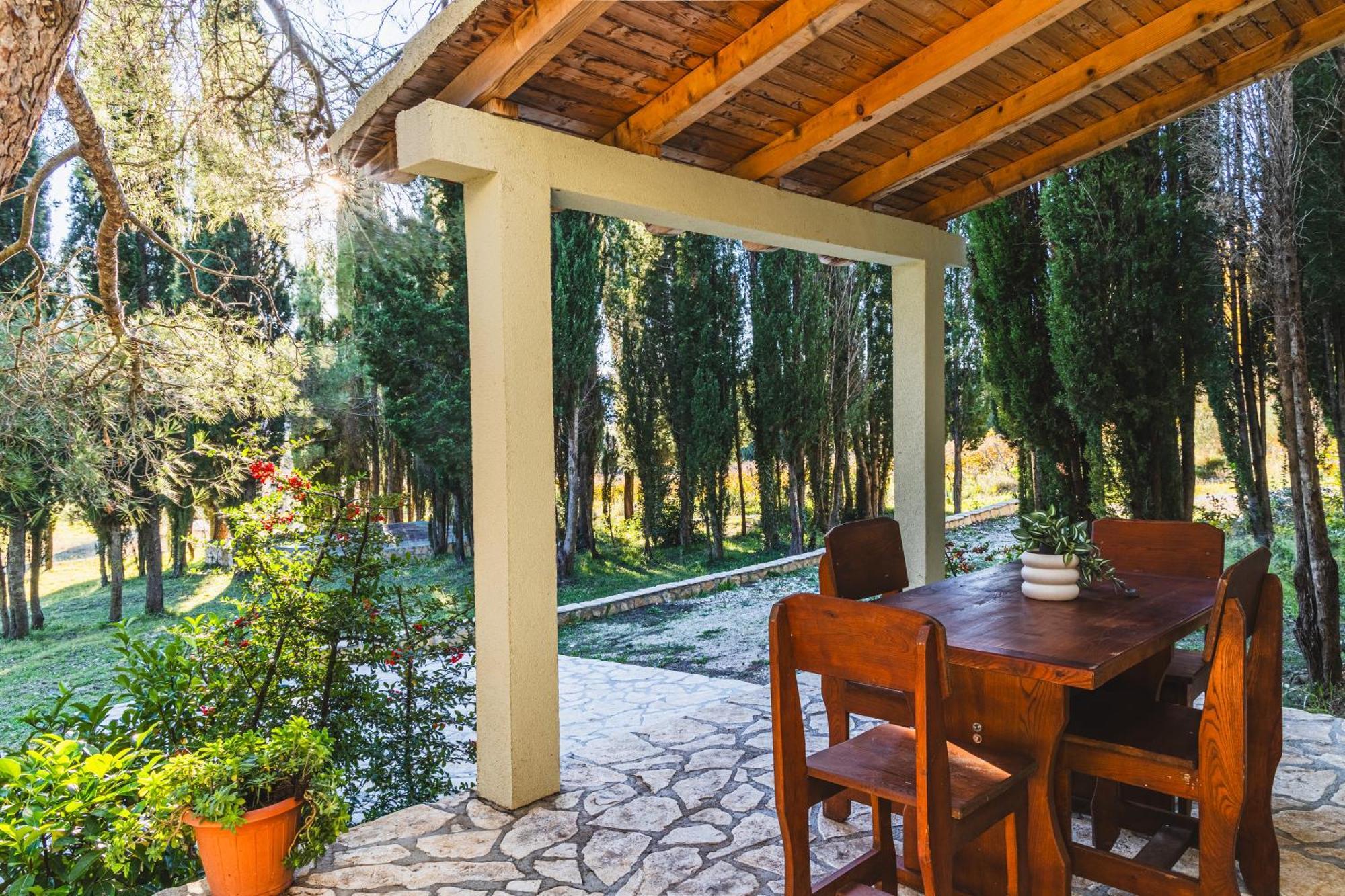Country House Uros In Nature With Pool Lovorno Esterno foto