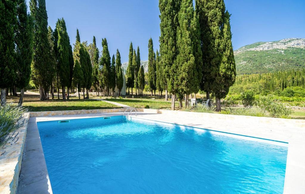 Country House Uros In Nature With Pool Lovorno Esterno foto